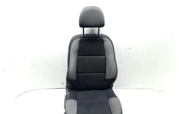 Peugeot 207 Front passenger seat 