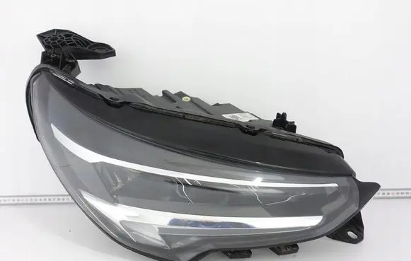 Opel Corsa F Headlight/headlamp 9829522580