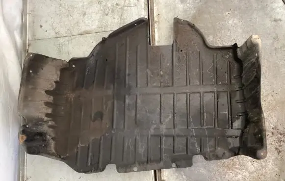 Seat Alhambra (Mk1) Engine splash shield/under tray