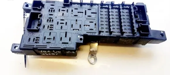 Volvo S80 Fuse box set 518322110 9452993