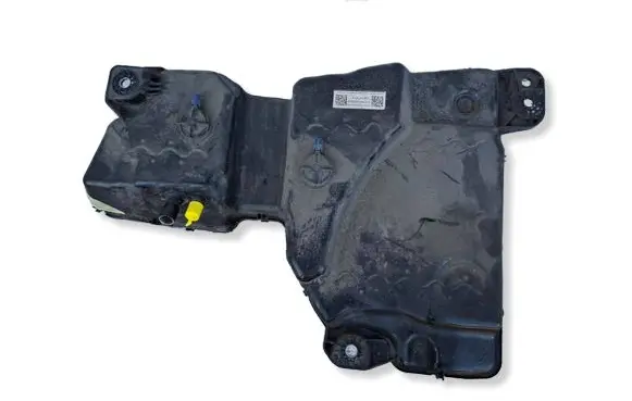 Volkswagen Tiguan AdBlue liquid reservoir 5QF131877P