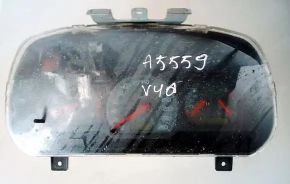 Volvo S40, V40 Speedometer (instrument cluster) 30857490