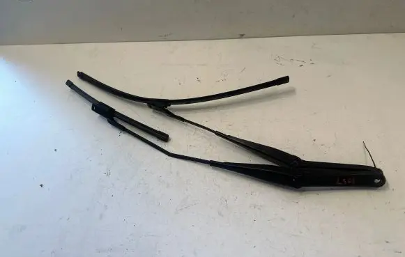 Ford Fiesta Front wiper blade arm