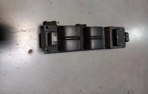 Mazda 6 Quarter vent window switch 