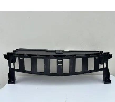 Opel Grandland X Radiator trim YP00024377 P1U051773