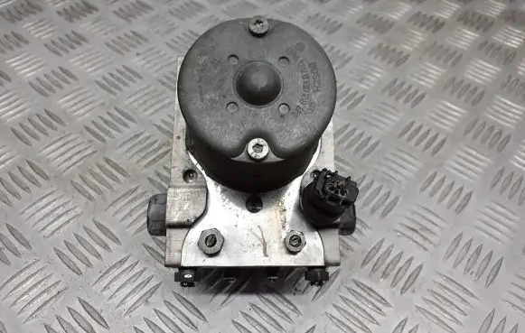 Alfa Romeo 147 ABS Pump 517585440265225360