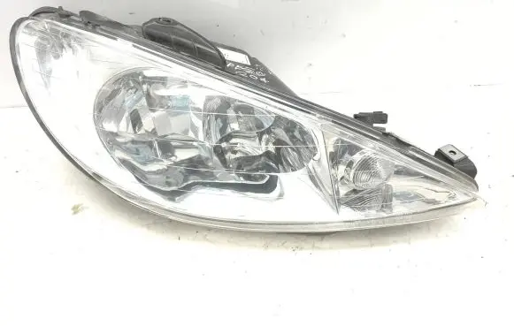 Peugeot 206 Headlight/headlamp 206155