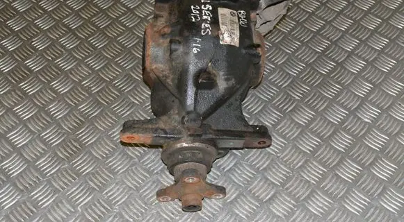 BMW 1 F20 F21 Rear differential 7616971