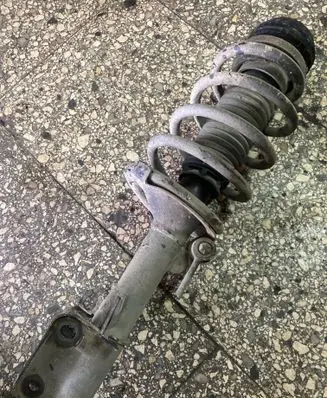 Mercedes-Benz Vito Viano W638 Front shock absorber/damper