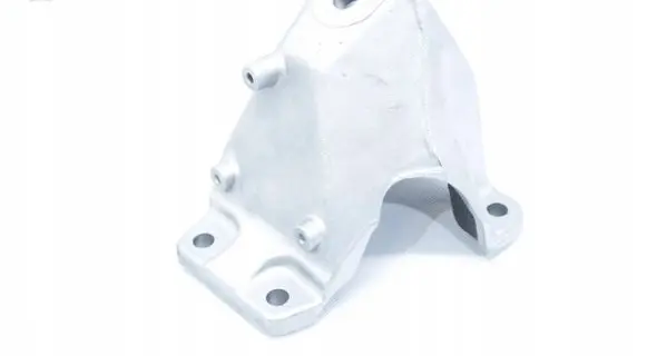 Engine mounting bracket