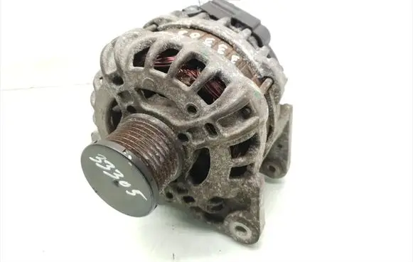 Dacia Sandero Generator/alternator 231005079R