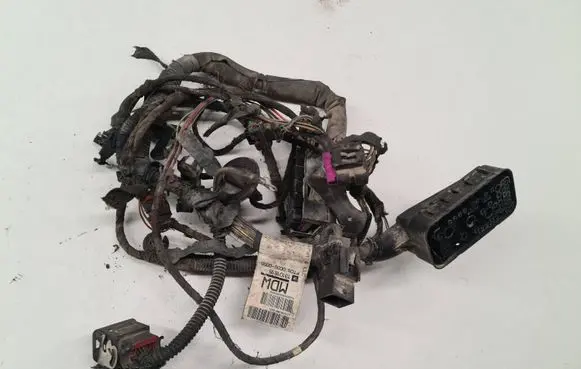 Opel Zafira B Engine installation wiring loom 13101618