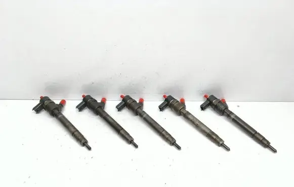 Volvo XC90 Fuel injector 30750283 0445110251