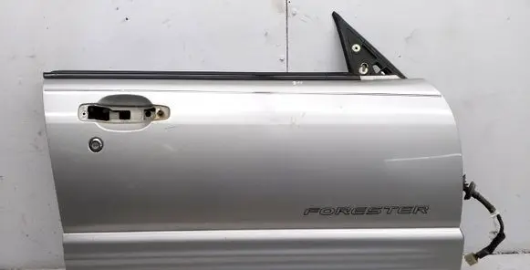 Subaru Forester SF Front door