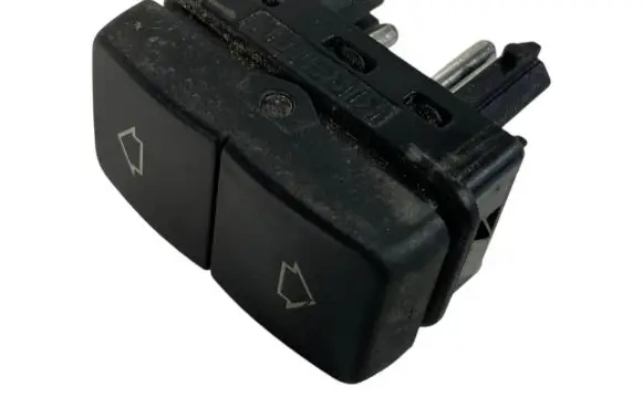 BMW 5 E39 Electric window control switch 8366506