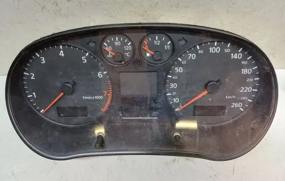 Audi A3 S3 8L Speedometer (instrument cluster) 8L0920900C 09053610091