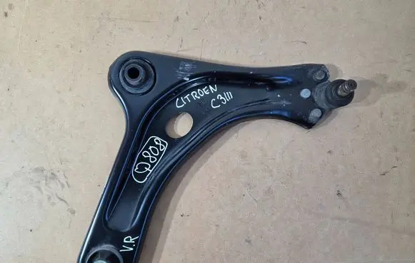 Citroen C3 Aircross Front control arm 0000055