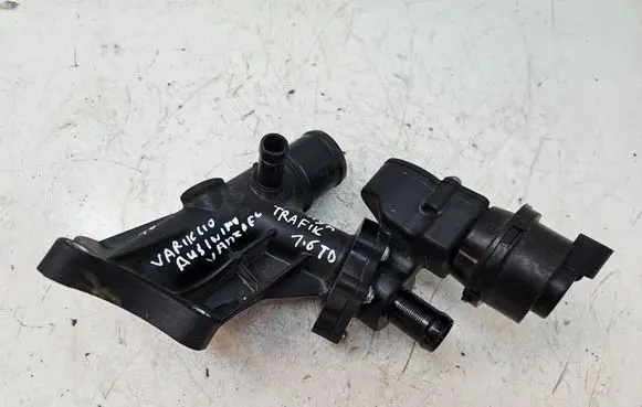 Engine coolant pipe/hose
