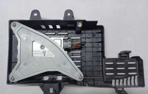 Mercedes-Benz A W177 Sound amplifier 