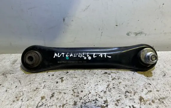 Mitsubishi Outlander Rear control arm
