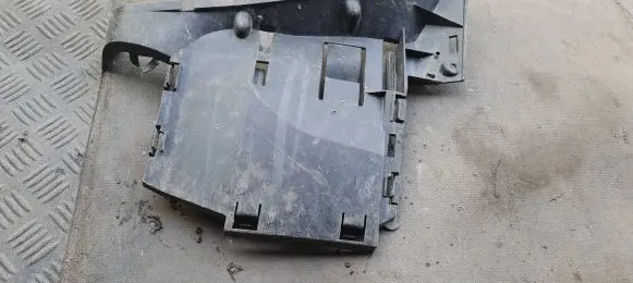 Volvo S80 Front bumper mounting bracket 9151373