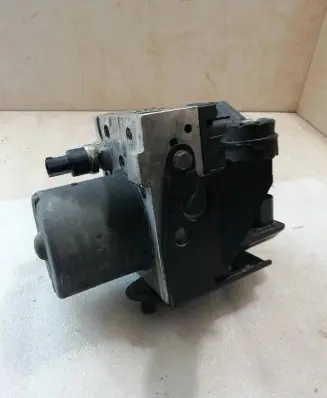 BMW 5 E39 ABS Pump 6757595 30370 3452