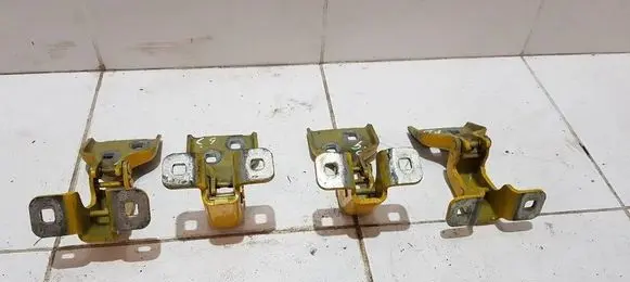Mercedes-Benz E W211 Rear door hinge set 