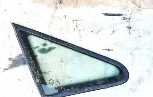 Ford Galaxy Front triangle window/glass 
