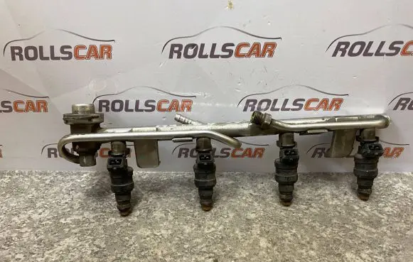 Audi A4 S4 B5 8D Fuel injectors set 058133551A 058133681