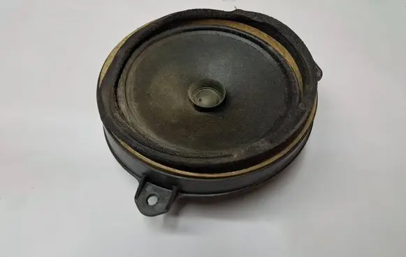 Subaru Outback Front door speaker 35JUMAX 0401423