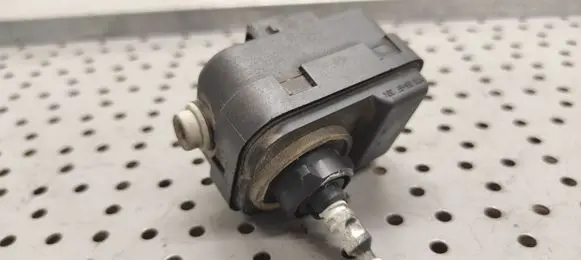 Saab 9-5 Headlight level adjustment motor 