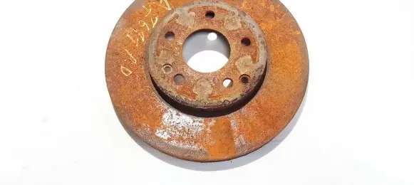 Mercedes-Benz C W203 Front brake disc ventiliuojamas