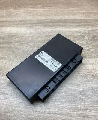 BMW 5 E60 E61 Comfort/convenience module 9133144 239943