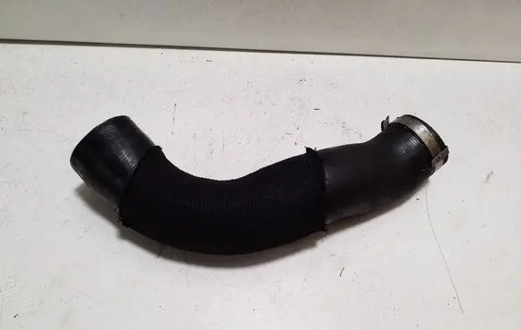 Volvo XC60 Intercooler hose/pipe