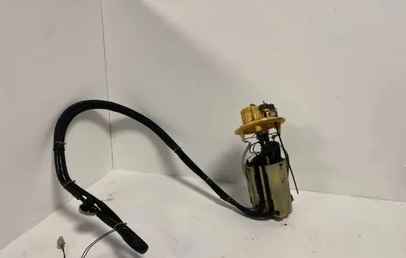 Volvo V70 In-tank fuel pump 8621966