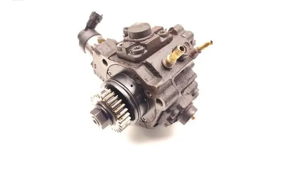 Opel Vivaro Fuel injection high pressure pump 8200912103 0445010234