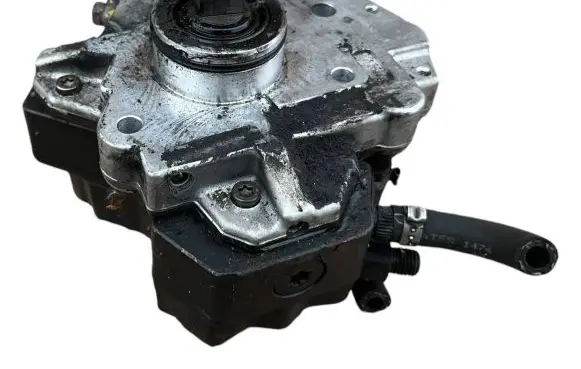 Fuel injection high pressure pump