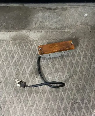 Volkswagen Golf II Front indicator light 32710R6