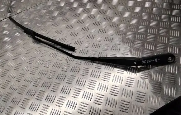 Volvo XC60 Front wiper blade arm 30753526