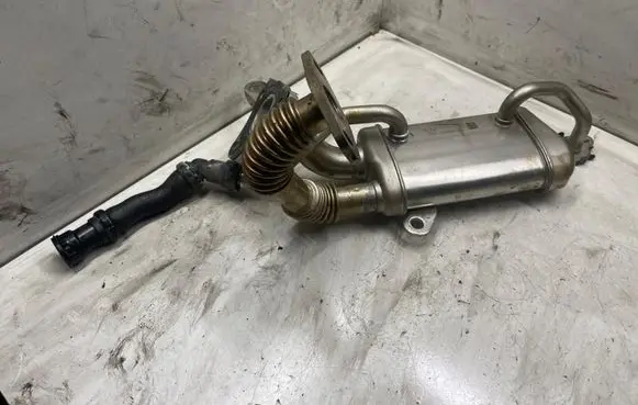 Nissan Qashqai+2 EGR valve cooler 147357321R
