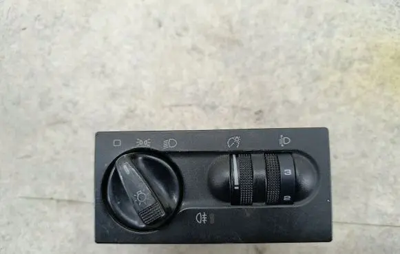 Volkswagen Transporter - Caravelle T4 Light switch 701941531E