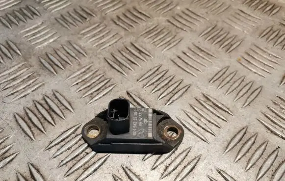 Mercedes-Benz S W221 ESP acceleration yaw rate sensor 0045423518 A0045423518