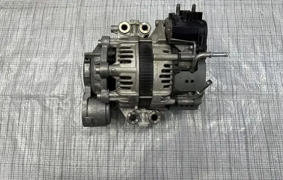 Maserati Grecale Generator/alternator 670219336