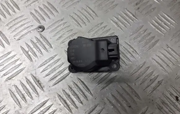 Ford Mondeo MK II A/C air flow flap actuator/motor 1S7H-19E616-AA