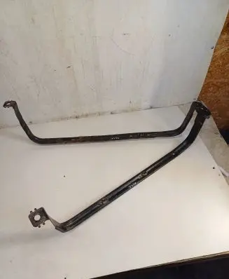 Ford Focus C-MAX Fuel tank mounting bracket 
