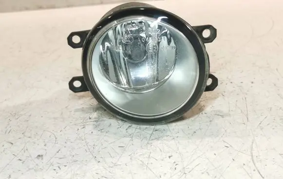 Toyota Avensis T250 Front fog light 89210656