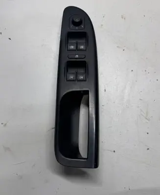 Volkswagen PASSAT B6 Electric window control switch 3C1867171B