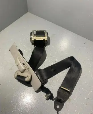Mazda 3 I Front seatbelt 603157200