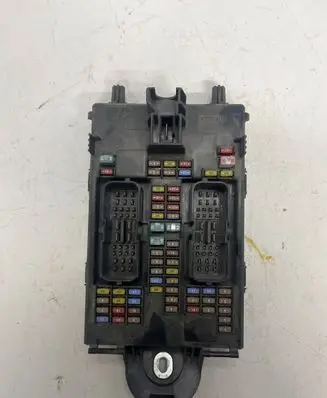 Volvo S90, V90 Fuse module 31682732