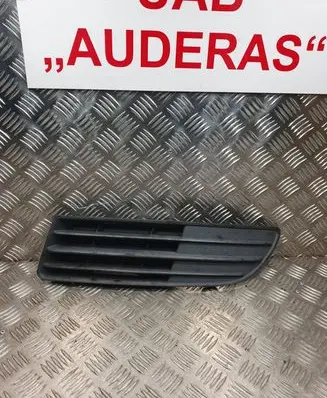 Volkswagen Polo IV 9N3 Front bumper lower grill 6Q0853665D
